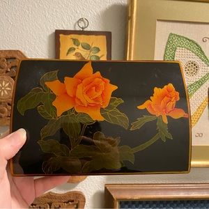 🍄SOLD🍄 Vintage Floral Jewelry / Trinket Box